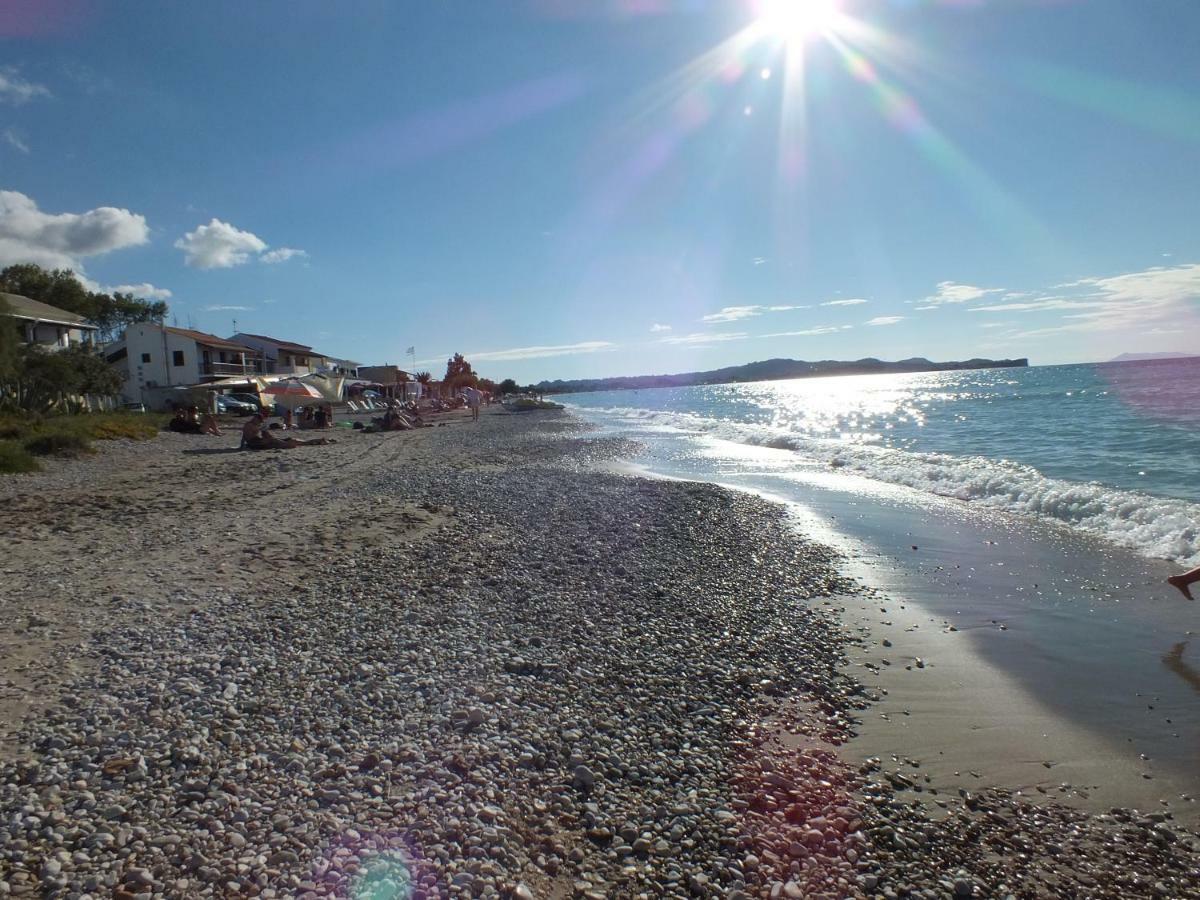 Georgia Acharavi Corfu * Acharavi (Corfu)